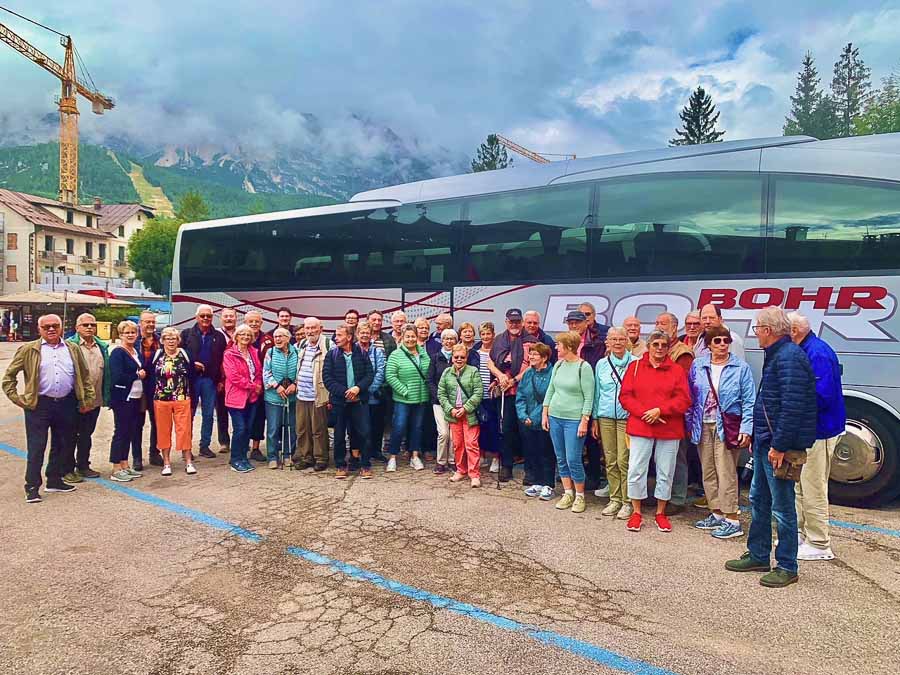 Die Männerchorgemeinschaft Windesheim-Waldlaubersheim mit Anhang in Südtirol, im September 2023